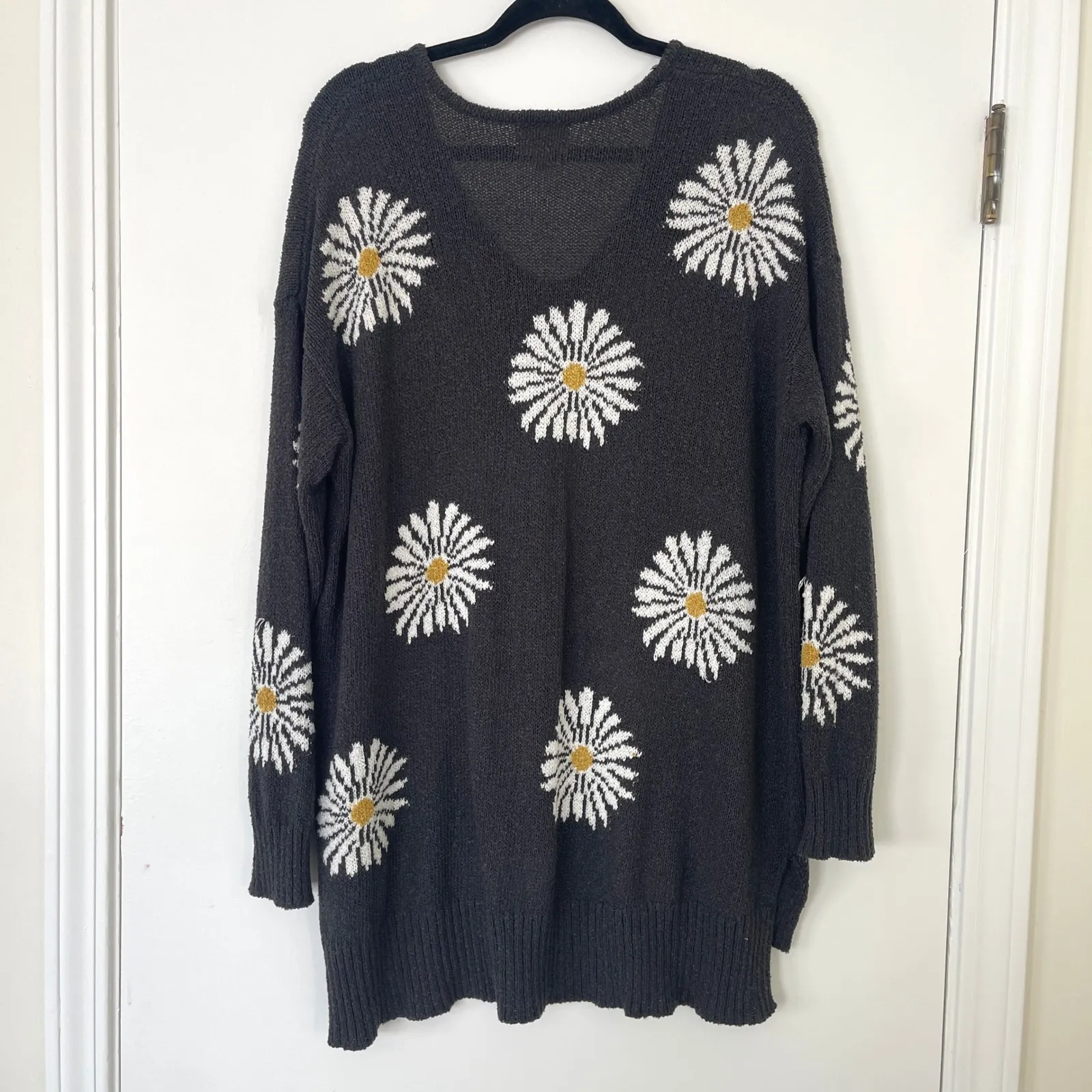 Show Me Your Mumu $148 Daisy Hug Me Long Sleeve Sweater Tunic Women's Size Small - Image 7
