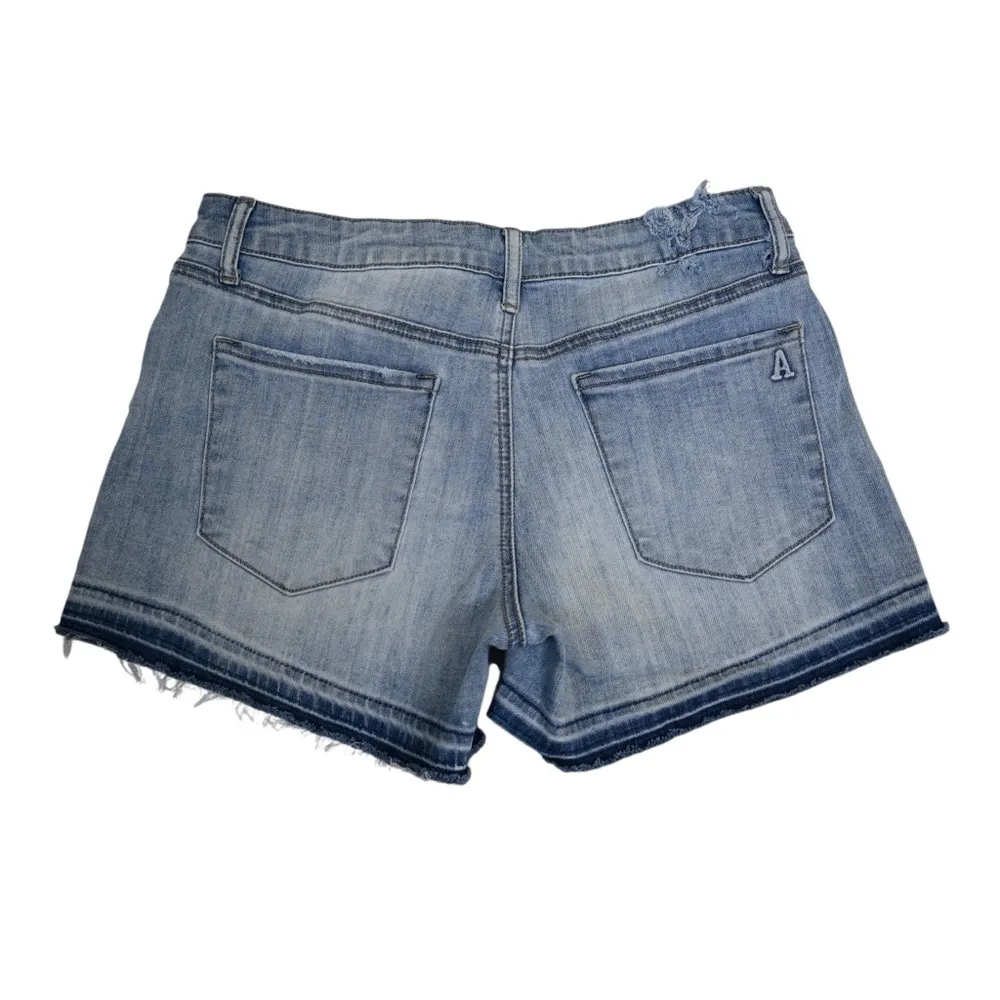 Articles of Society Women's 28 Light Wash Denim Jean Shorts - Image 2