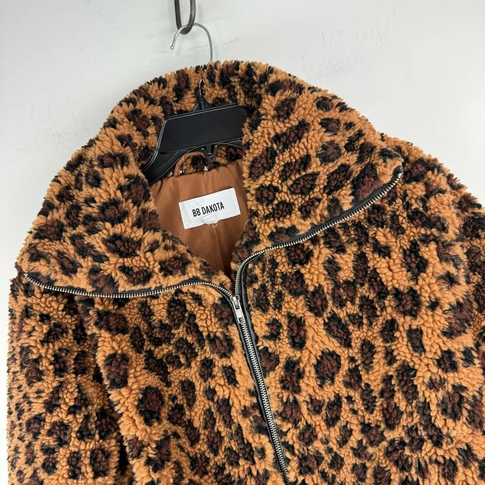BB Dakota Leopard Sherpa Jacket Bomber Sz Small Animal Print - Image 7