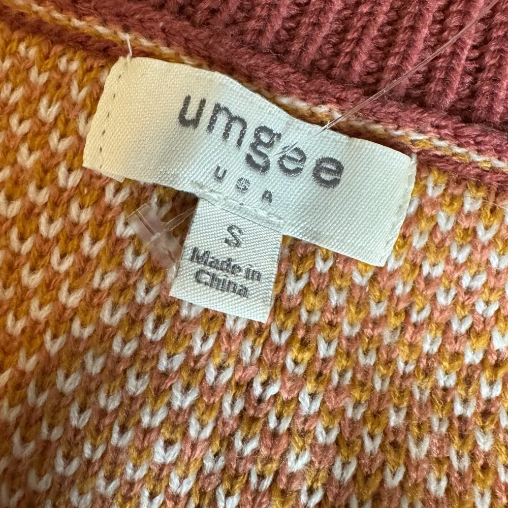 Umgee Wild Ride Red Brick Animal Print V-Neck Vest Size Small - Image 4