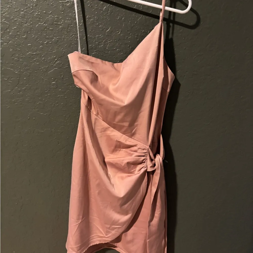 Lulu's Asymmetrical One - Image 5