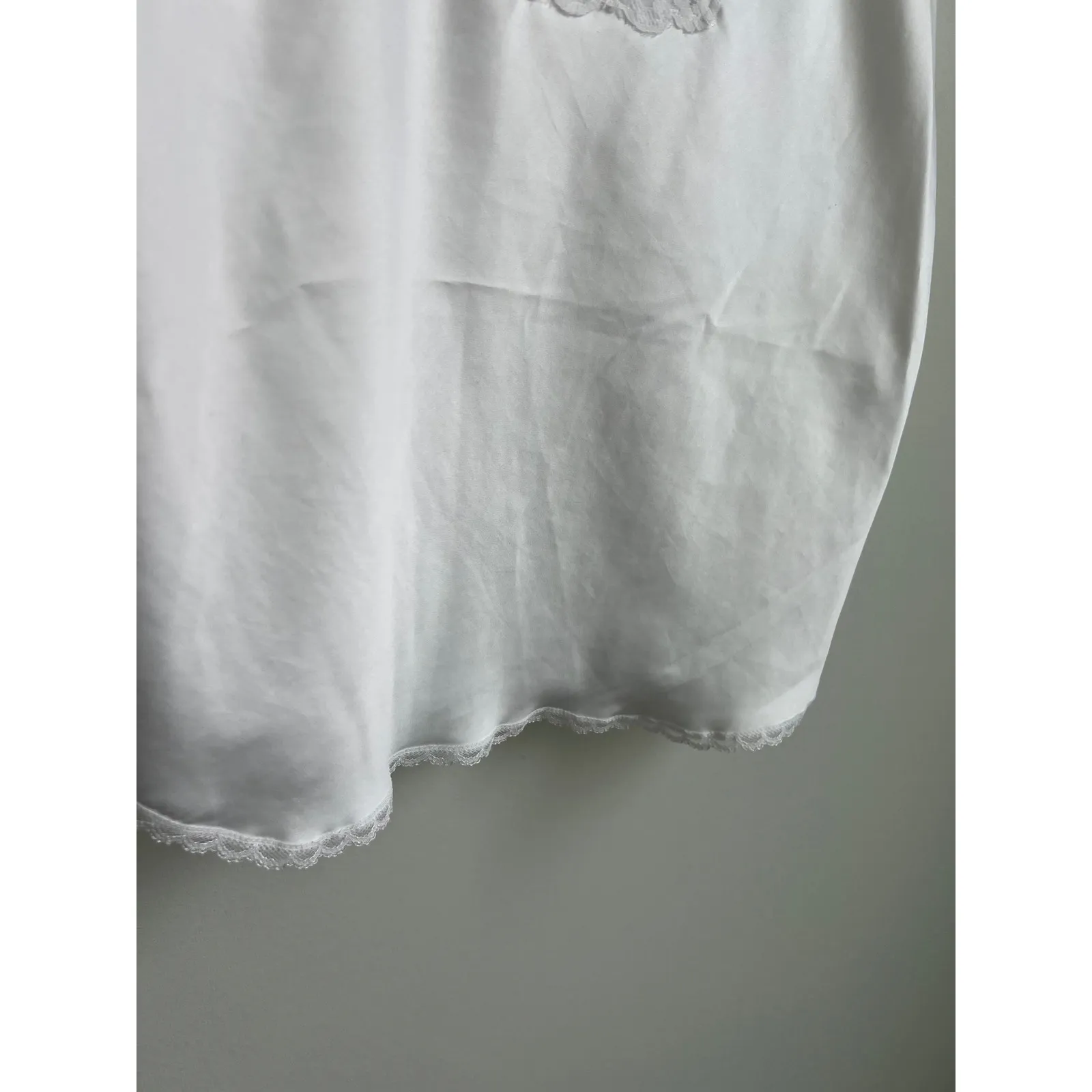 Vanity Fair Cami woman'sWhite Lace Trim Cami Tank Top Adjustable Straps Size 34 - Image 5