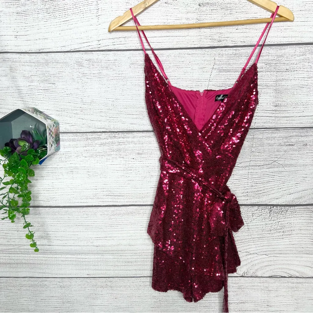 Crystal Doll Sparkling Pink Sequin Mini Romper Size XS Glam Valentine’s Day Belt - Image 2