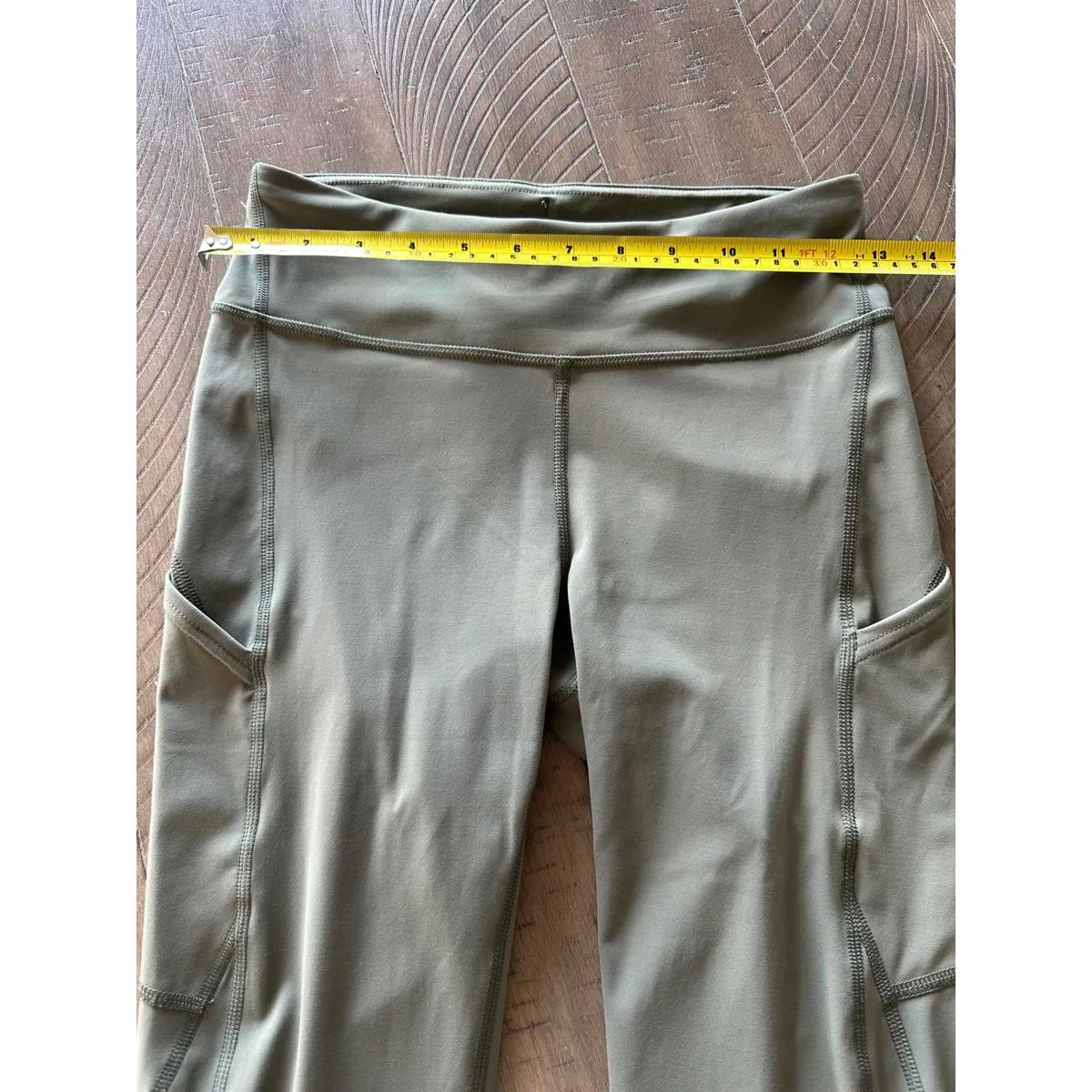 Outdoor Voices Zoom 7/8 Leggings in Tea Tree Green w/ Pockets Women’s size Small - Image 9