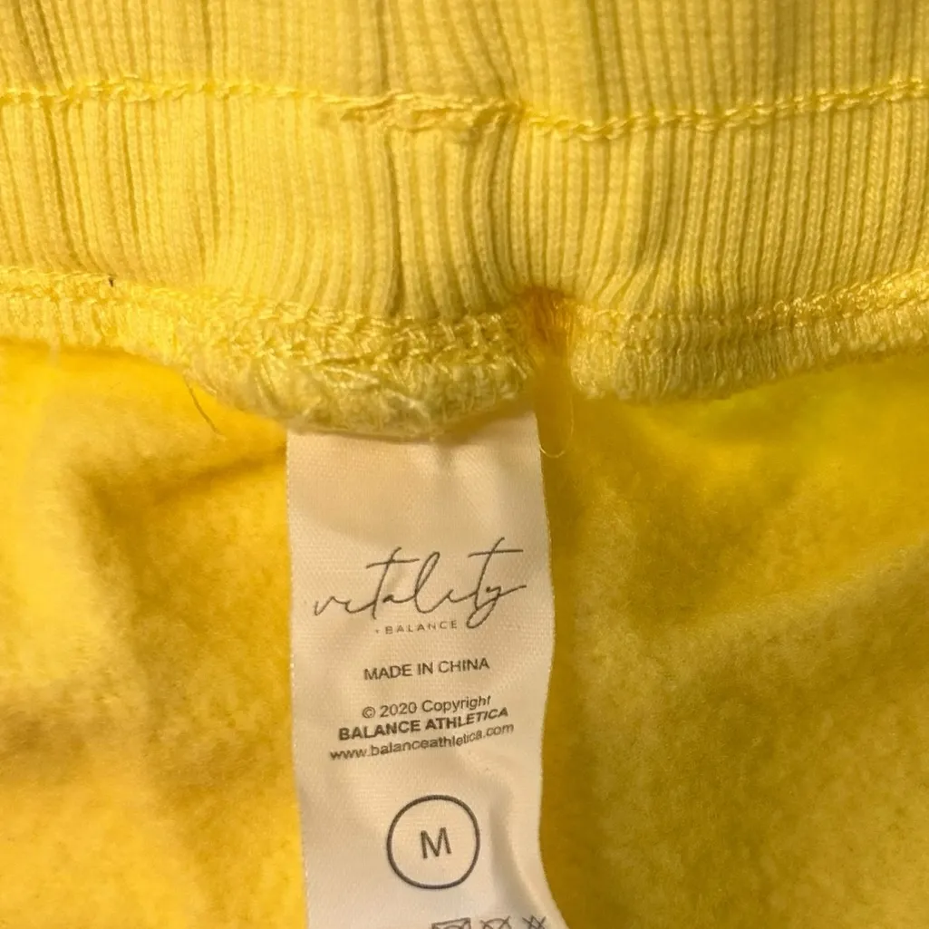 Vitality Womens M Affirmation Sweat Shorts Butter Yellow It’s All Good Comfy NWT - Image 6