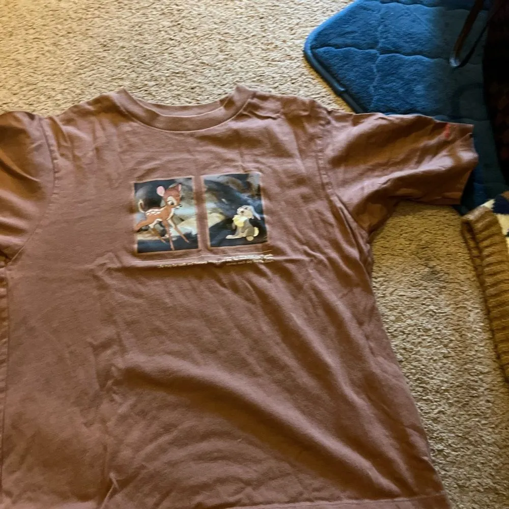 Uniqlo x disney small top - Image 4