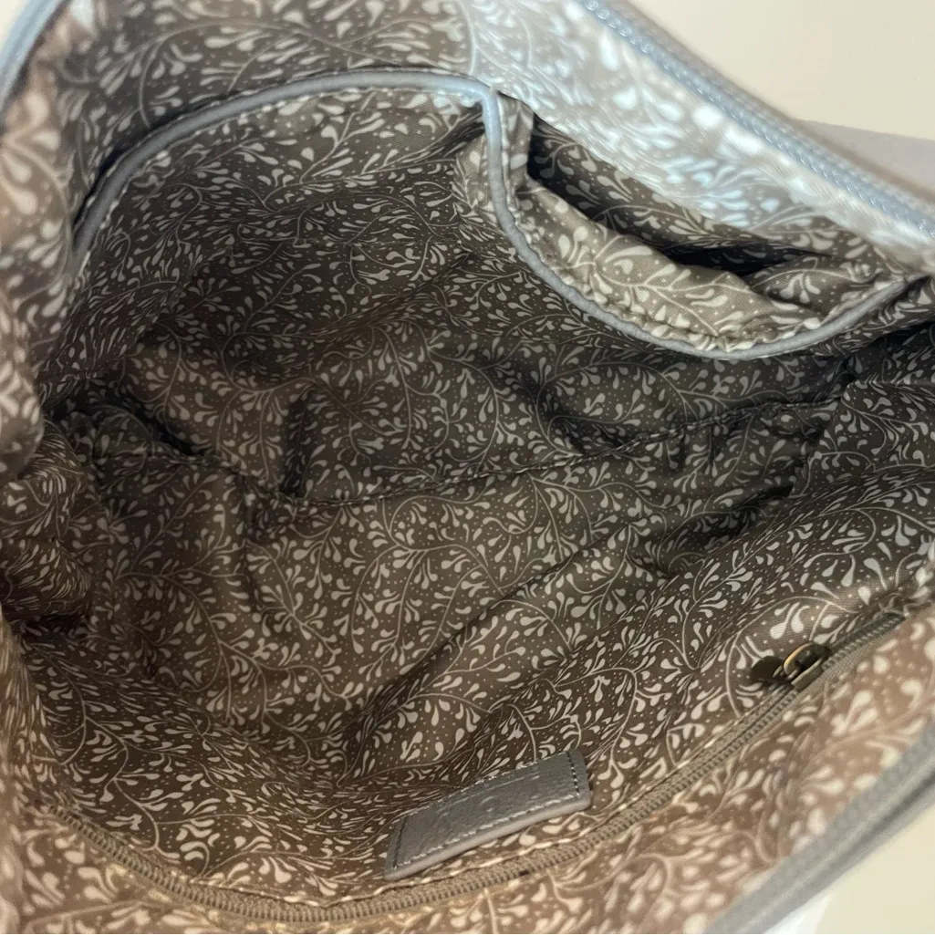 Joy Susan Classic Gray Crossbody Bag NWOT - Image 4