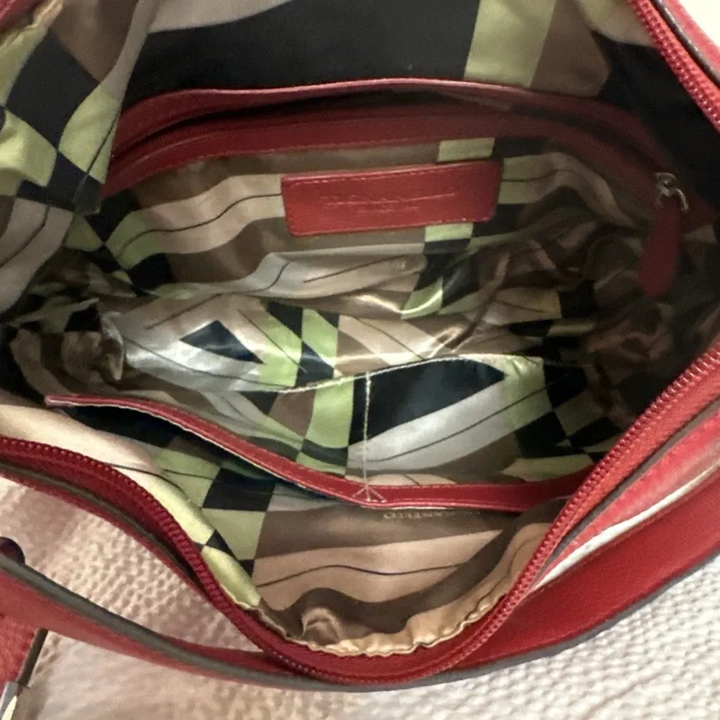 Tignanello Red Leather Shoulder Bag with Front And Back Pockets - Image 5