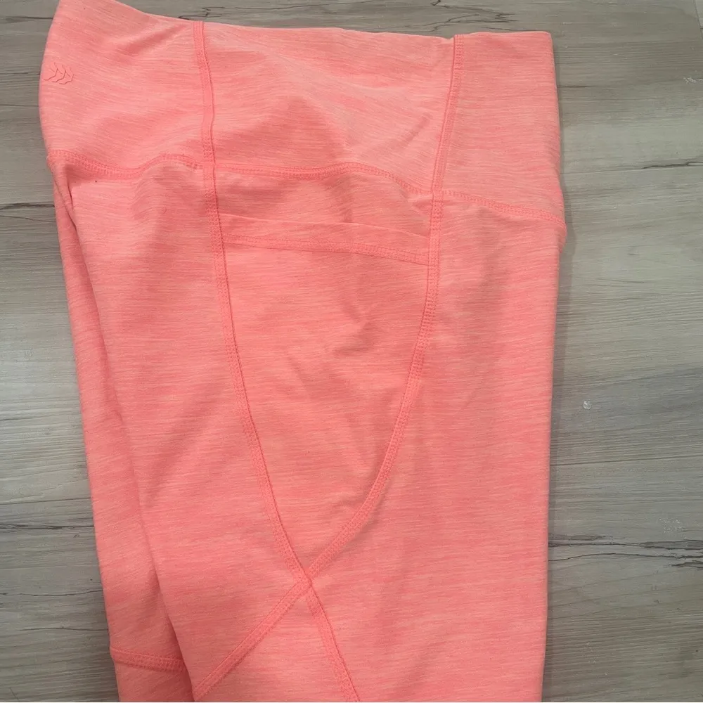 All in Motion Orange Biker Shorts Size Small - Image 5