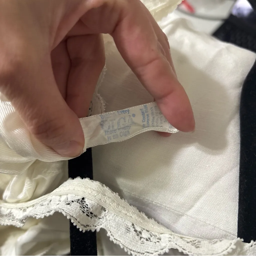 Vintage White Slip Dress Lace Detail Size Small/ Medium - Image 7