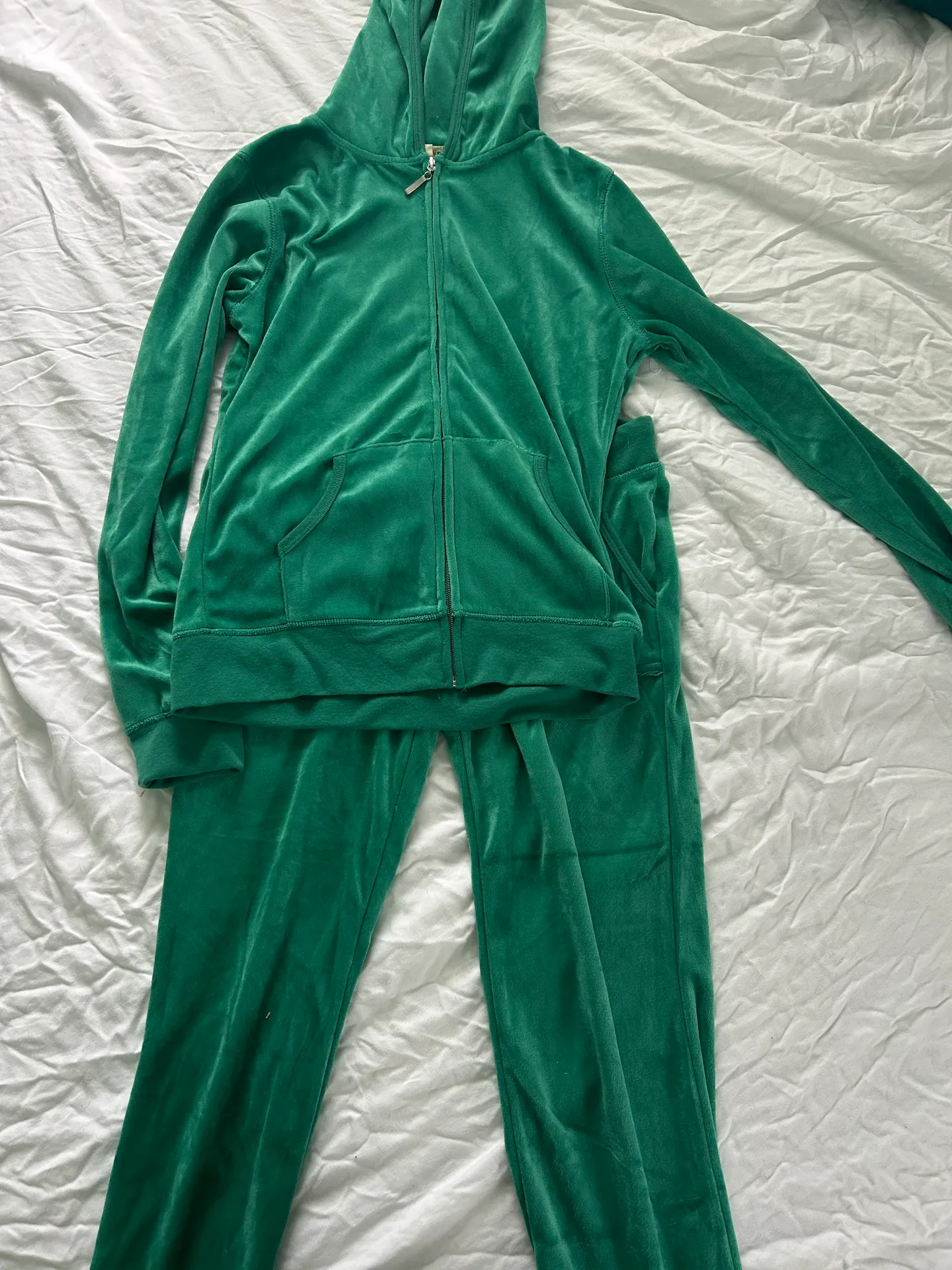 Green Velvet Track Suit Size M - Image 2