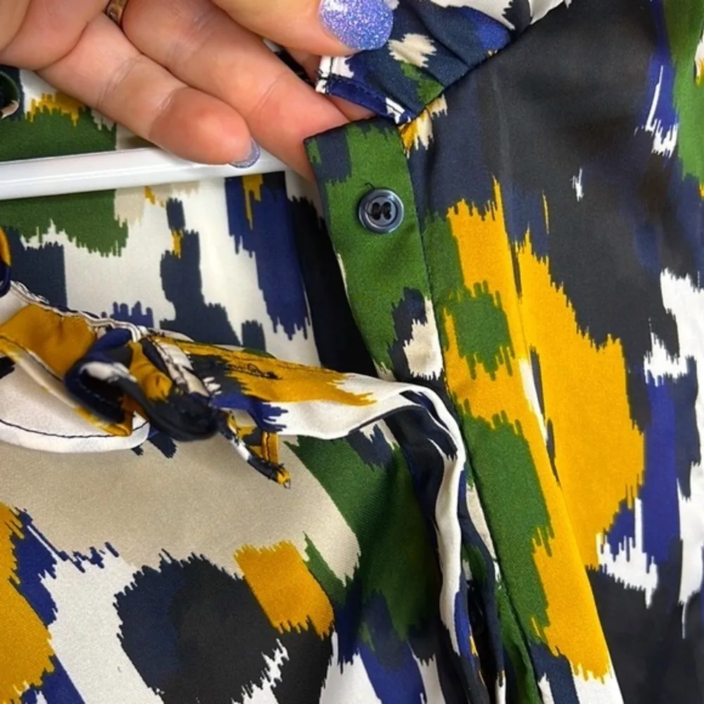 Nine West Bold Abstract Colored Sleeveless Blouse - Image 6