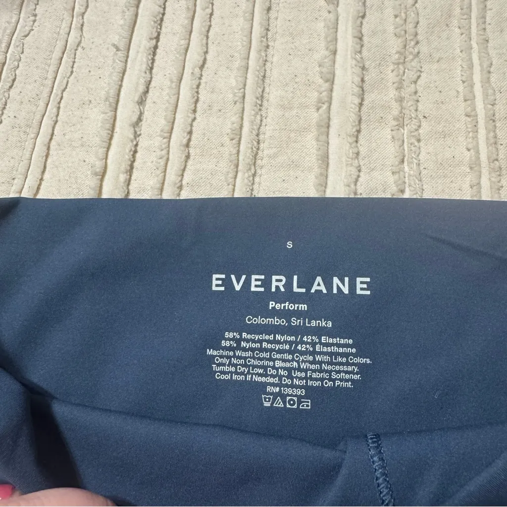 Everlane Deep Blue Perform Biker Shorts - Image 2
