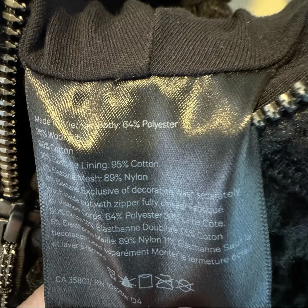 Lululemon Oh So Sherpa Half Zip Black Hoodie M/L - Image 5