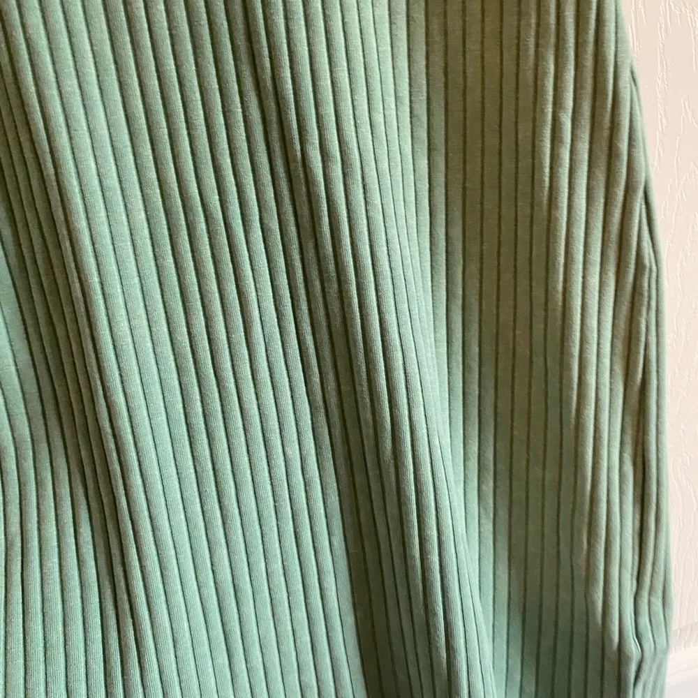 American Eagle Size small green ribbed mini dress notch sleeveless - Image 4