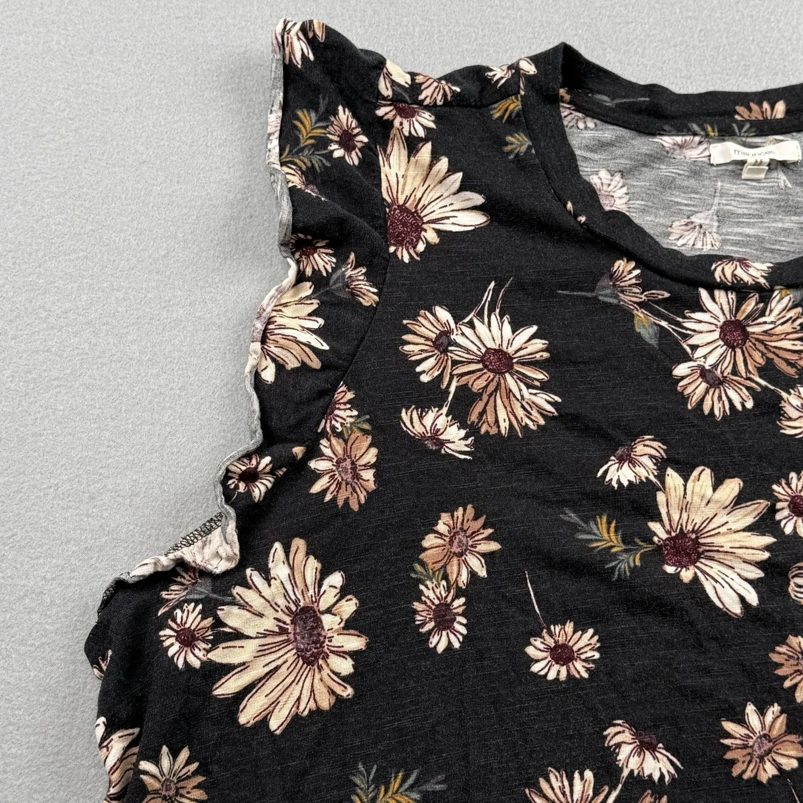 Maurices Women's Floral Tank Top Black Daisy Print Ruffle Sleeves Size 2X - Image 2