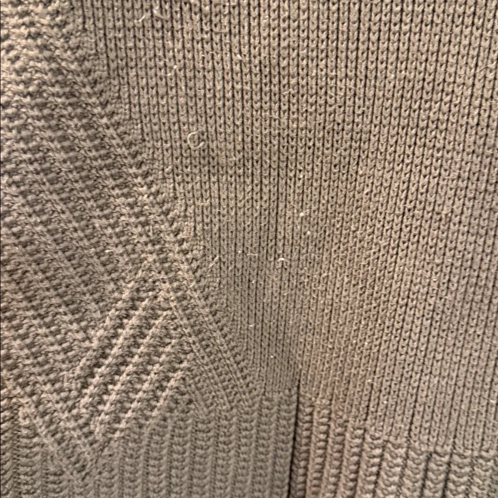 Athleta Teton V Neck Sweater medium - Image 8