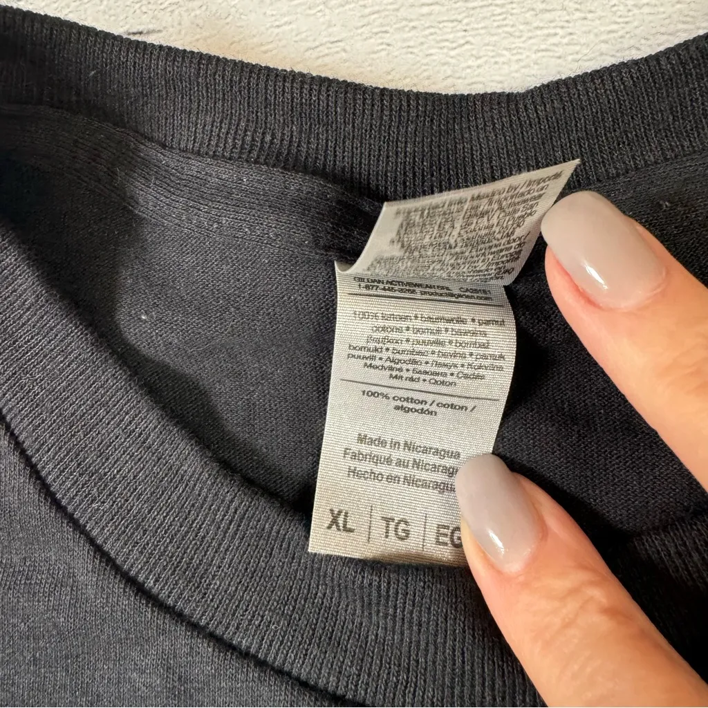 Gildan Anime Graphic T-Shirt Black XL Unisex - Image 4