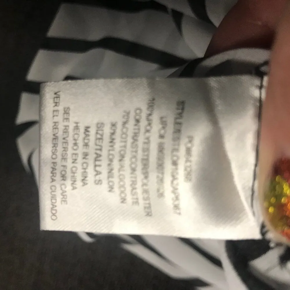 Womens Small Black and White Striped Blouse V Neck Lace On Top Tank Top - Image 6