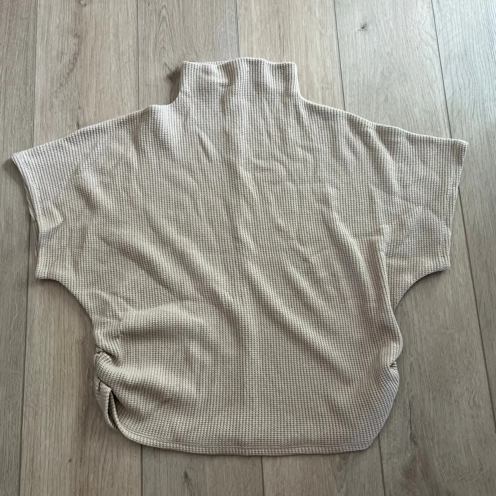 Zenana Women’s Light Mocha Waffle Knit Mock Neck Lounge Top Sz L - Image 2