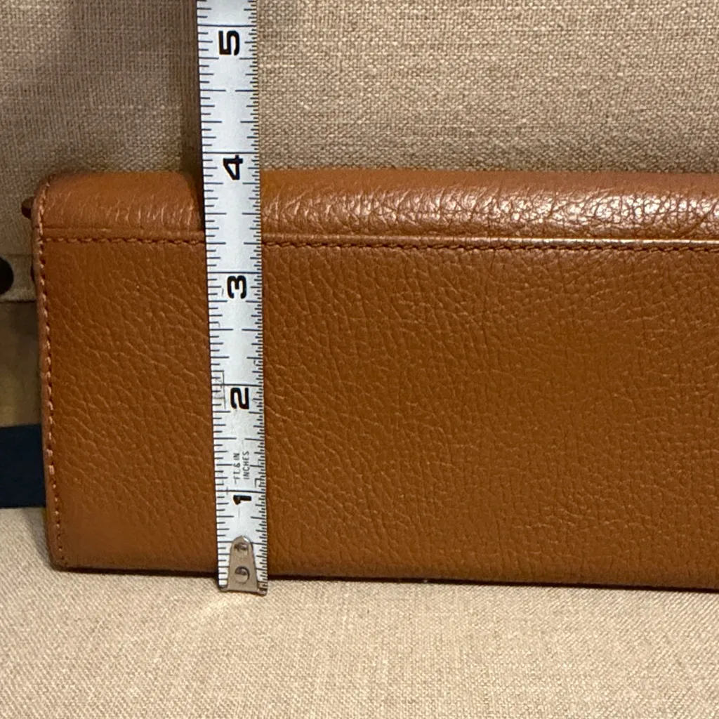 Michael Kors Brown Wallet - Image 4