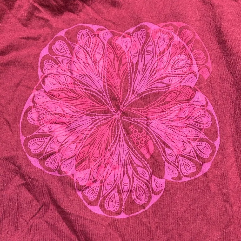 The North Face Women's Long Sleeve Maroon with Pink and Purple Floral Size‎ XS - Image 4
