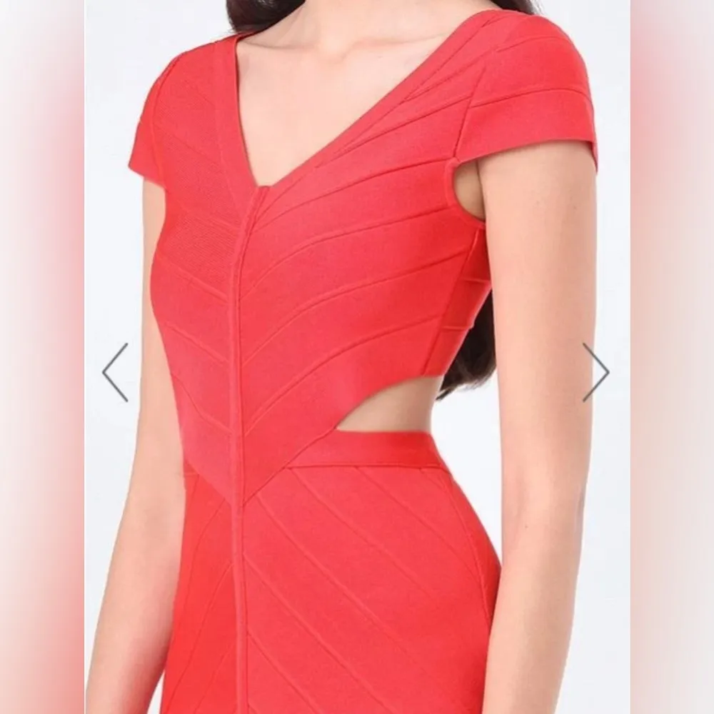 BEBE RED HIBISCUS BANDAGE CUTOUT MYA MITRED DRESS SIZE XS - Image 4