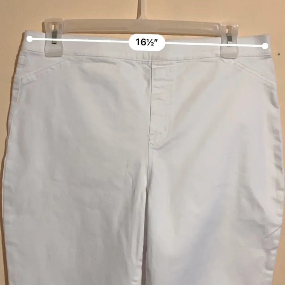 Versona White Light- Stretch Pull-on Bell Bottom Flared Leg Pants Women’s Sz 16 - Image 4