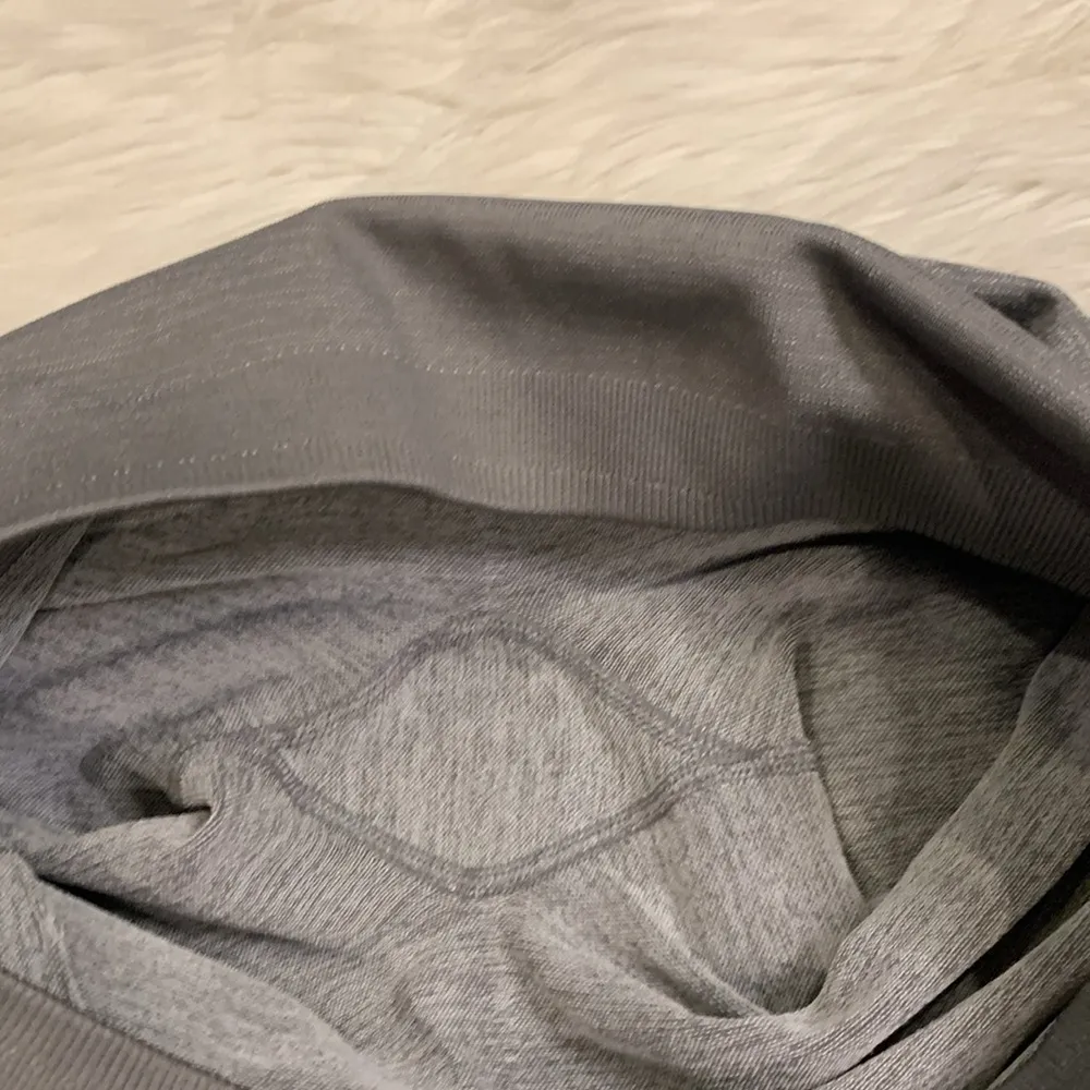 Fabletics high waisted seamless ruched leggings L - Image 8