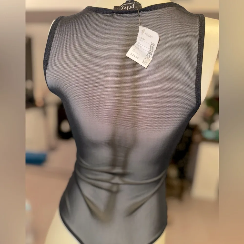 Privy BLACK SHEER LACE PLUNGING SLEEVELESS THONG BODYSUIT SIZE SMALL - Image 8