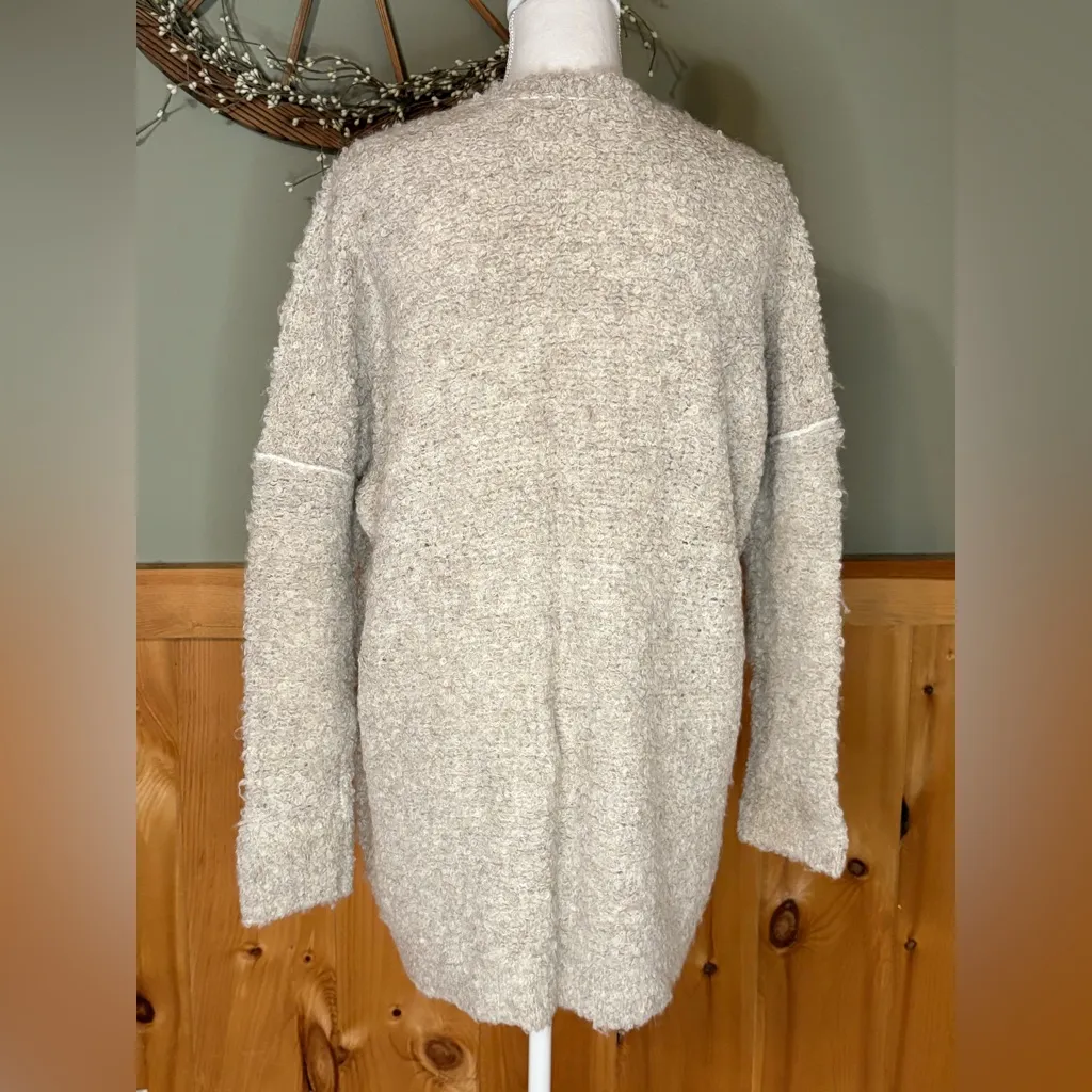 Free People Boucle Slouch Cardi (Cardigan) two pockets three big snaps oversized - Image 4