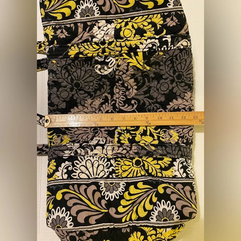 Vera Bradley  Retired Pattern Baroque Duffel Bag Overnighter Weekender - Image 9