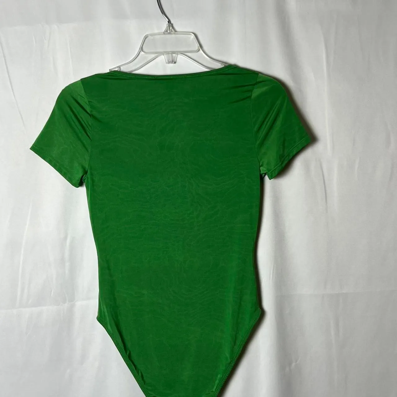 NWT Lulus Green Square Neck Short Sleeve Bodysuit (Size S) - Image 2