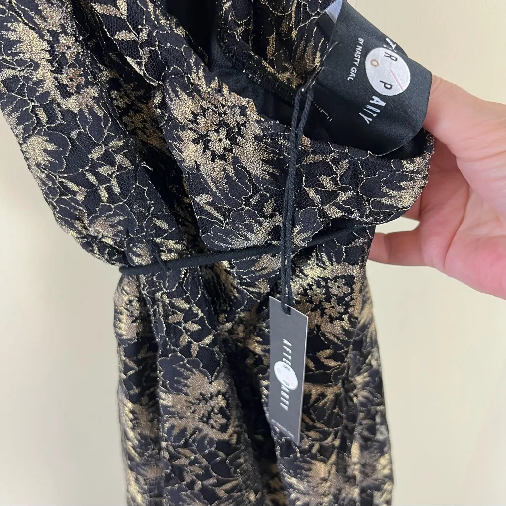 After Party by Nasty Gal Size Large Black Gold Halter Mini Dress - Image 7