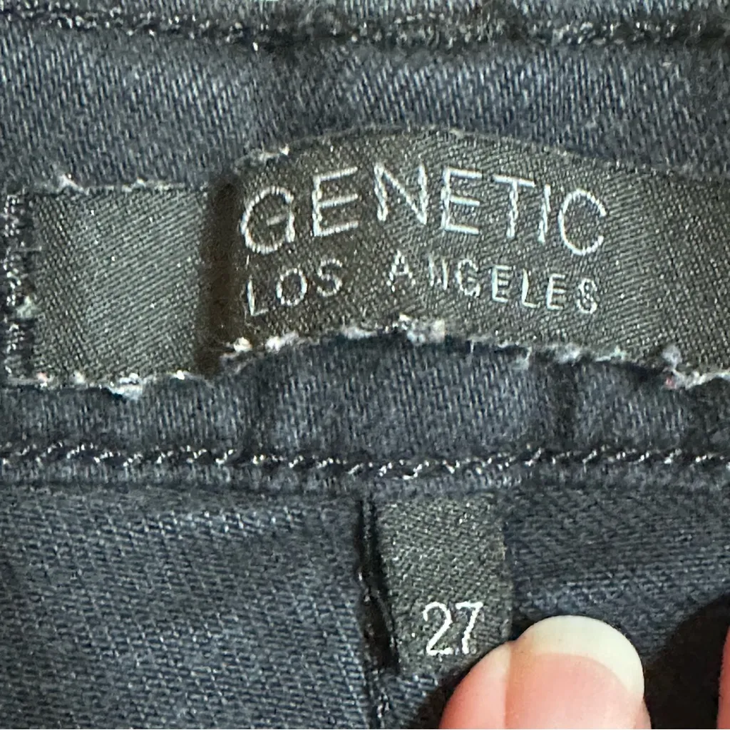 Genetic Denim Women’s Farrah Raw Hem Distressed Black Jean Shorts 27 - Image 6