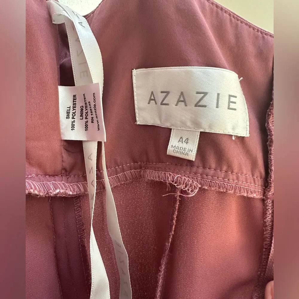 Linia stretch satin bridesmaid dress size A4 amethyst - Image 5