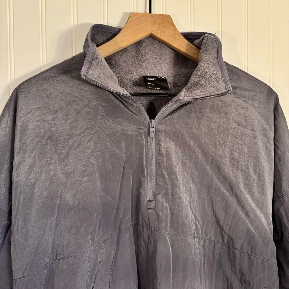 GapFit Women’s Fleece Lined 1/2 Zip Track Jacket Size Medium Tall - Image 6