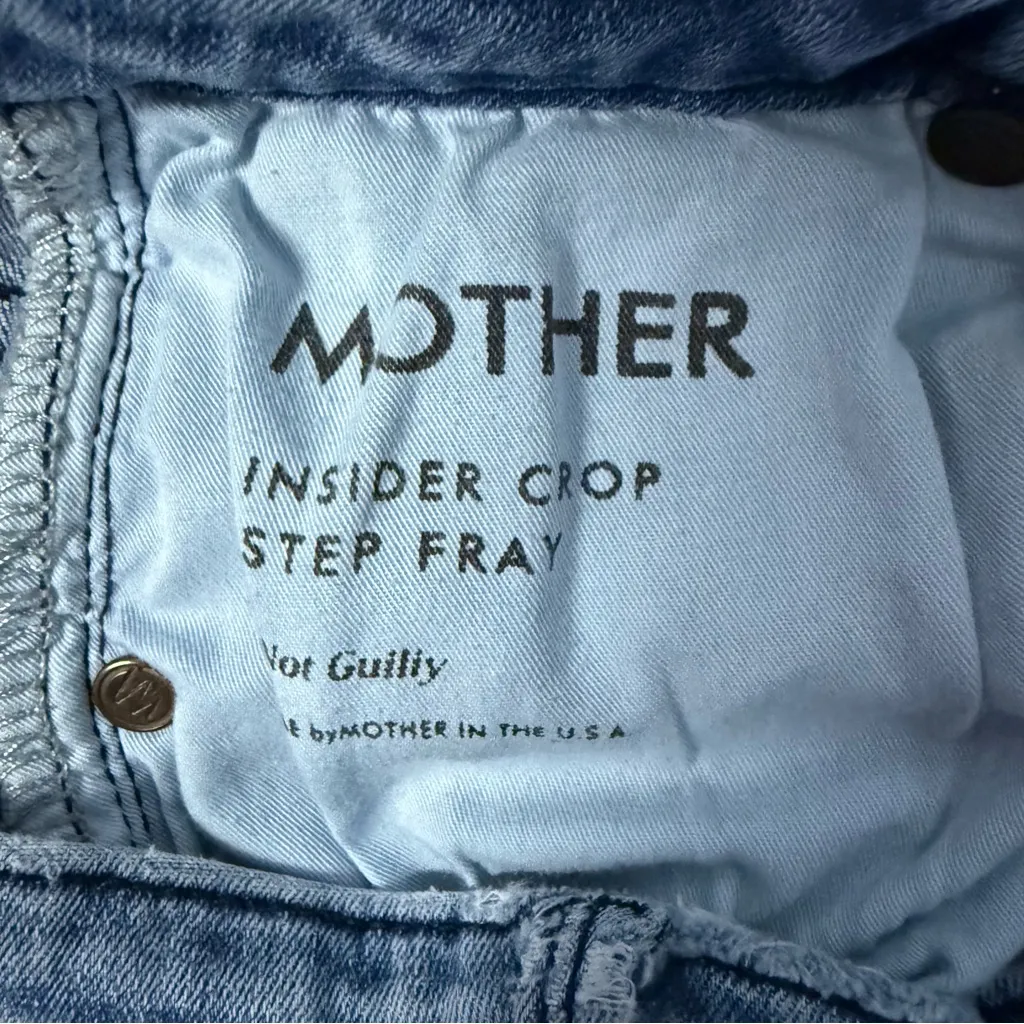 MOTHER Denim Insider Crop Step Fray Jeans – Not Guilty Wash – Size 26 Blue - Image 4