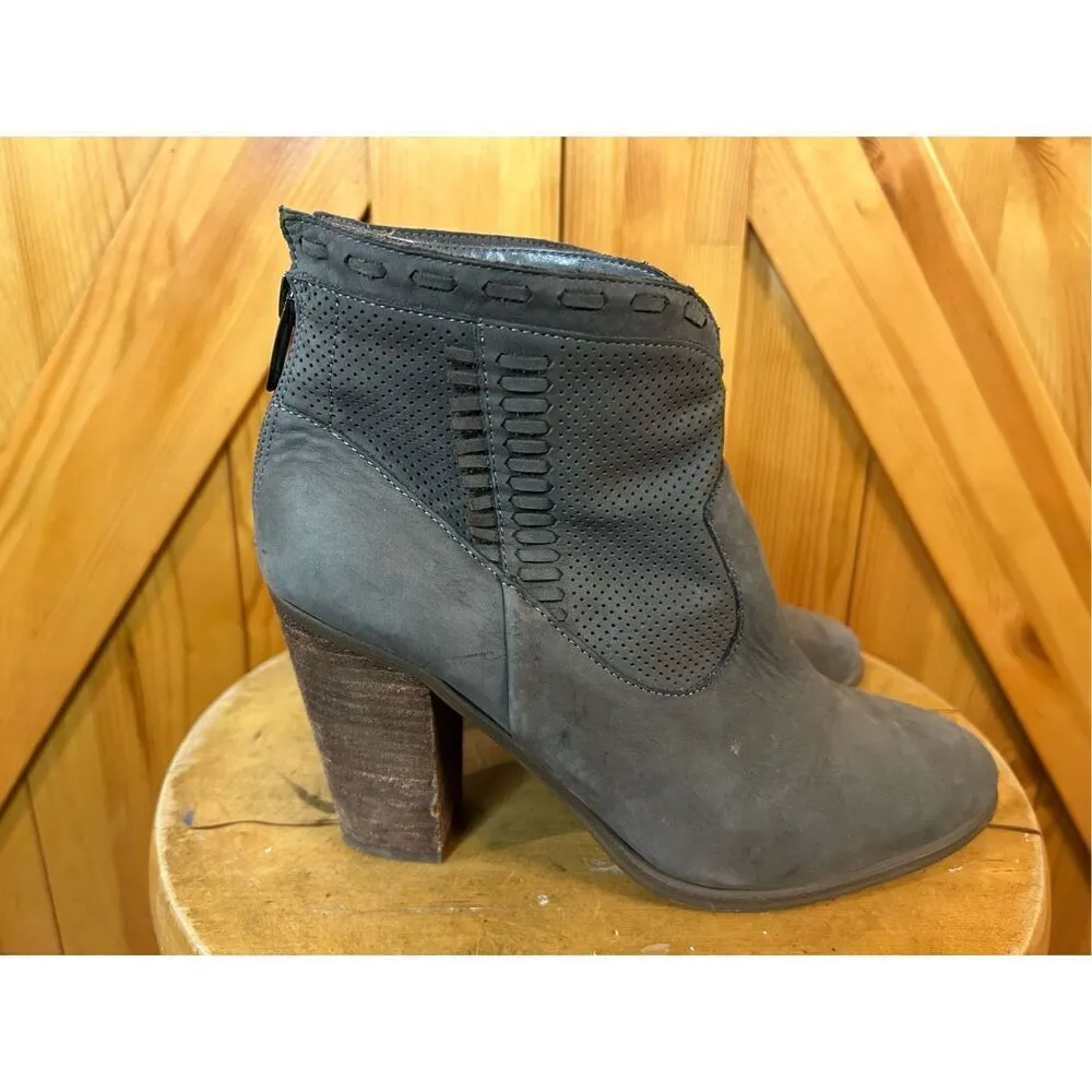 Vince Camuto Fretzia Ankle Bootie Gray Suede Boot Perforated 3.5” Heel 8.5 - Image 3