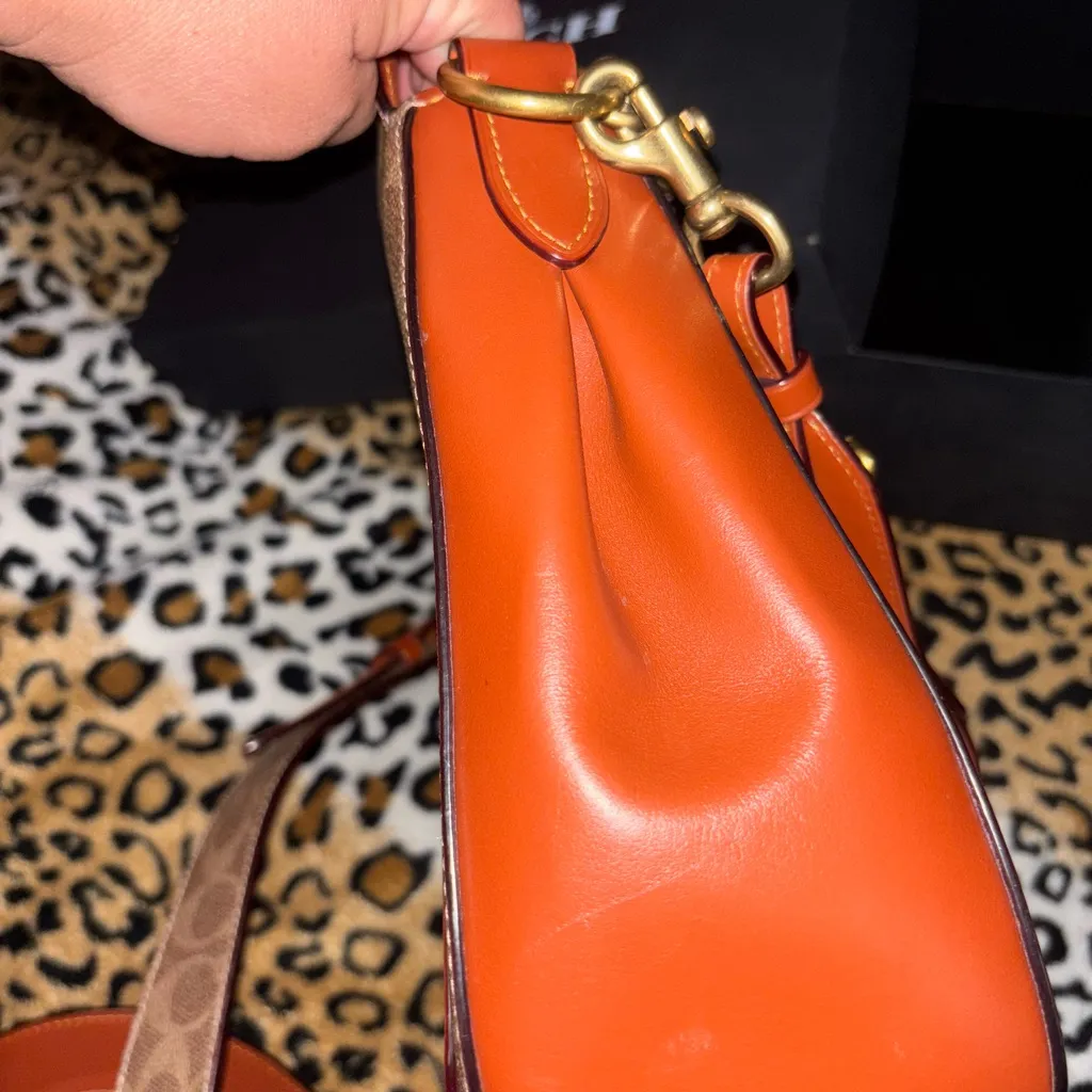 Coach Tan and Brown Shoulder Bag with Gold Chain - Image 7