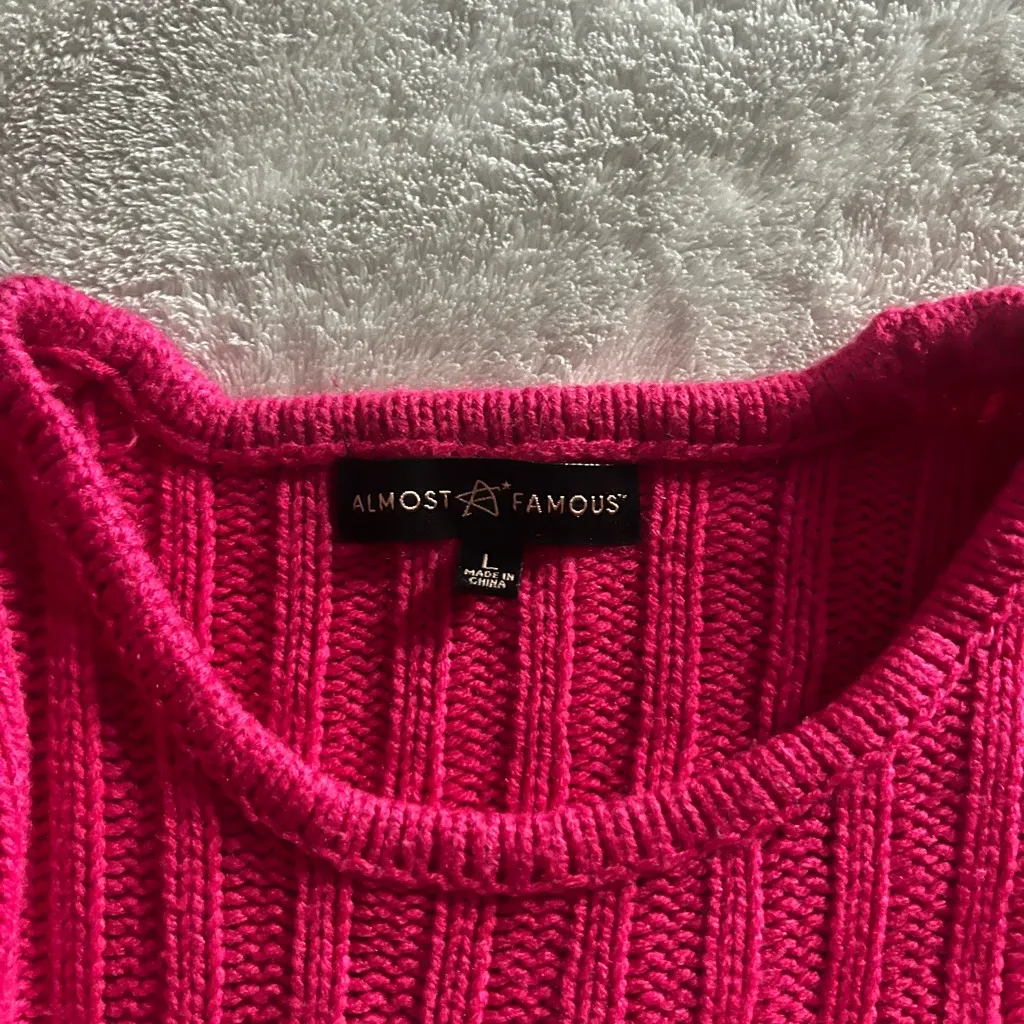 Almost Famous Vibrant Pink Ribbed Crop Sweater - Image 3