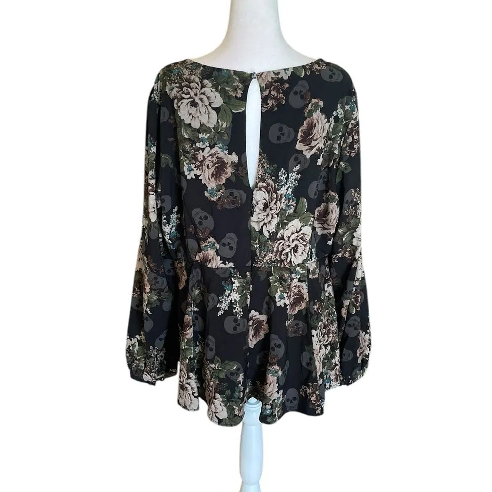 Torrid Flowers and Skull Print Blouse Peplum Crepe Sweetheart Neck Womens 2X - Image 4