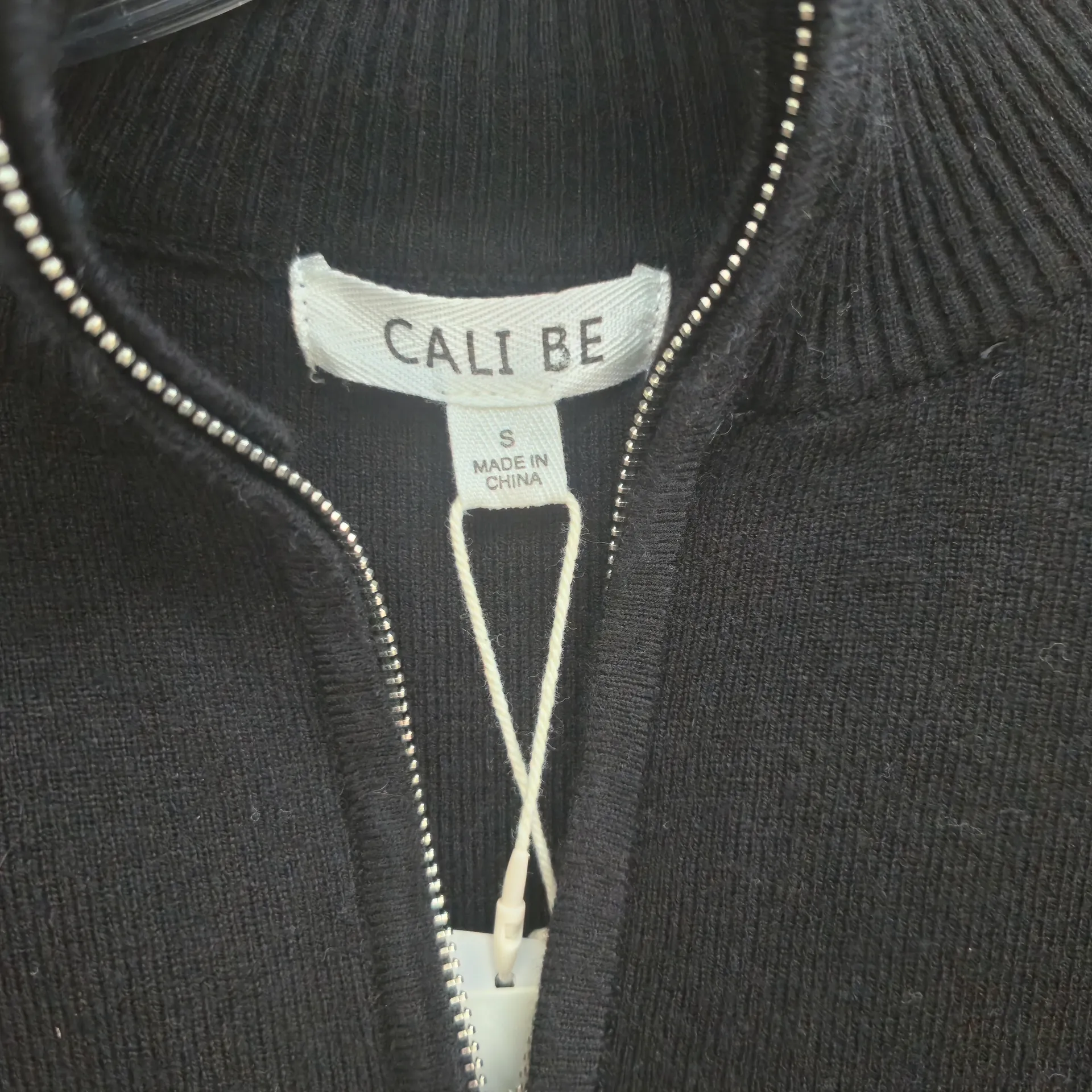 Cali Be Black Half - Image 2