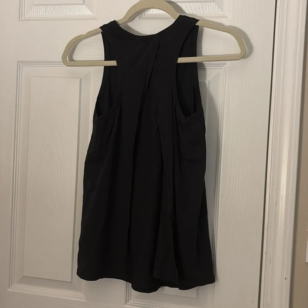 LULULEMON Black Open Back Size 6 Tank Top - Image 3