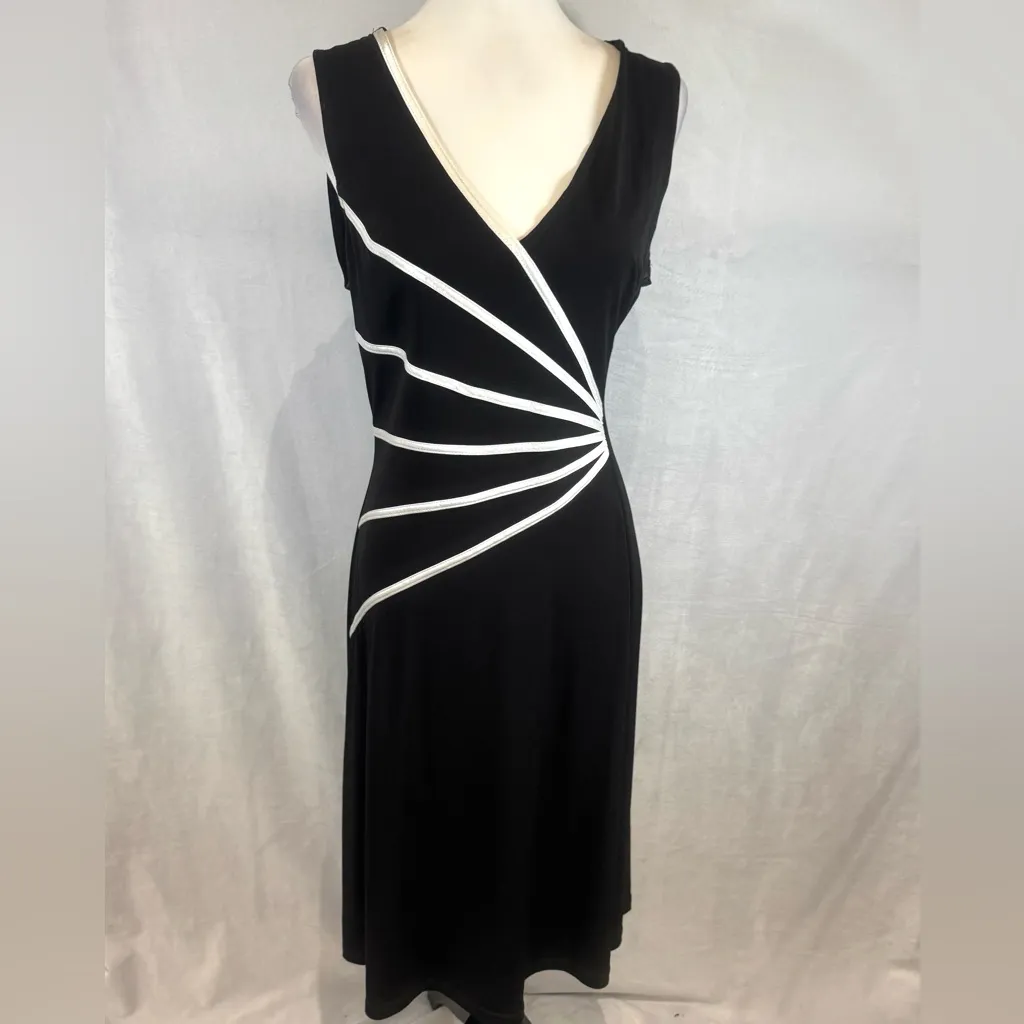 Connected Apparel black and white form flattering dress size 10 - Image 2