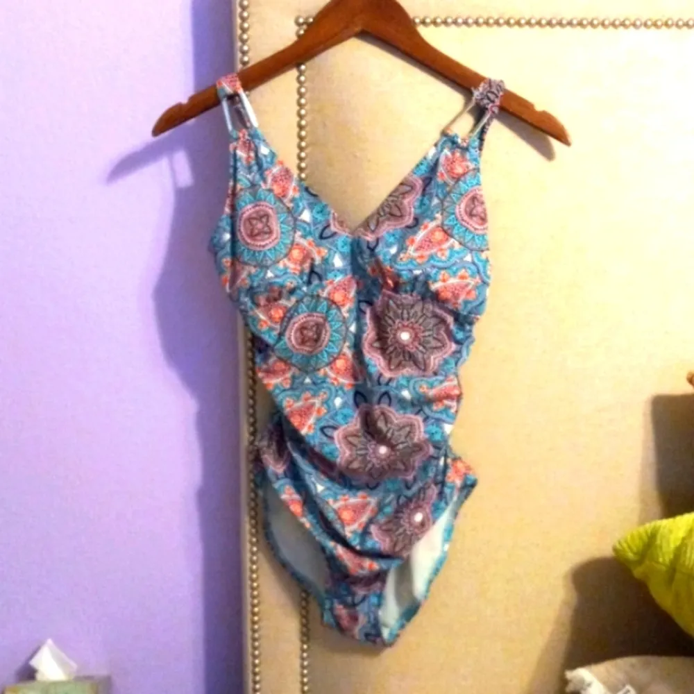 Spanx Sara Blakely S Love Your Assets Paisley One Piece Swim Suit SPANX Pink - Image 2