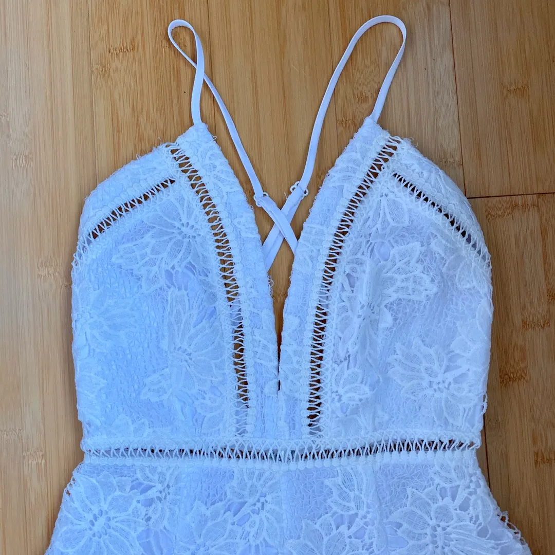 by the way. Rory Lace Romper in White - Image 7