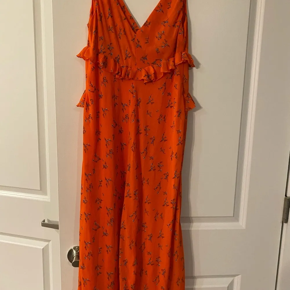 Urban Outfitters red/orange floral dress - Image 4