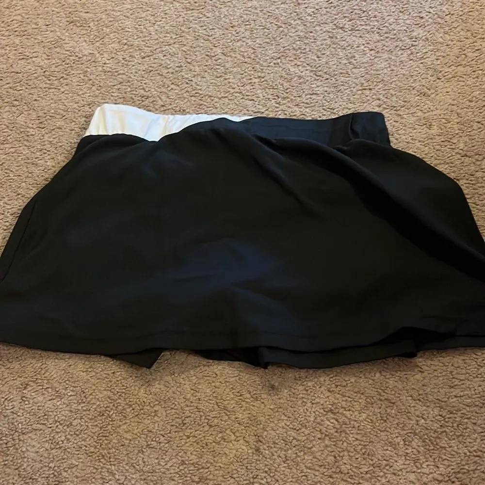 Adidas response tennis skort small - Image 6