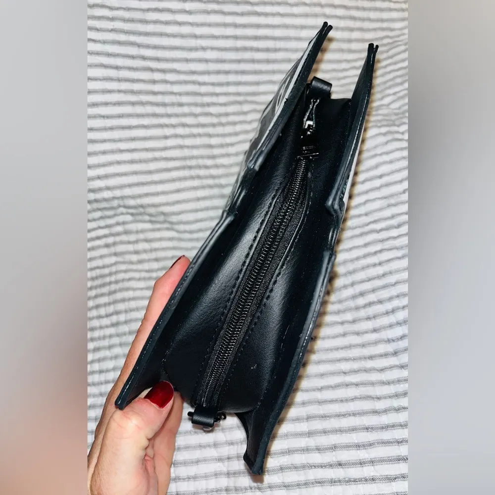 Spirit Halloween  Witch Museum Crossbody Bag - Image 5